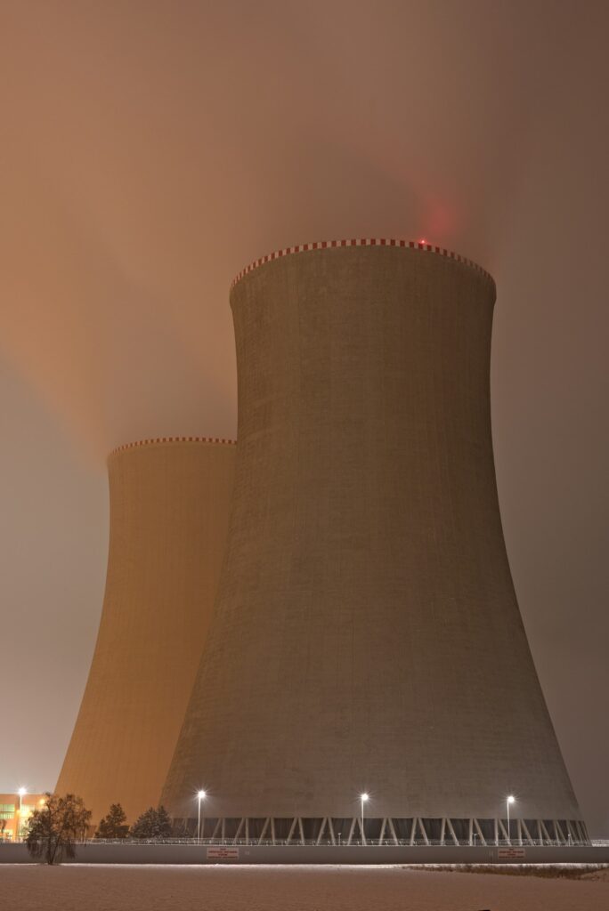 Torre evaporativa, principale sorgente di aerosol contaminato